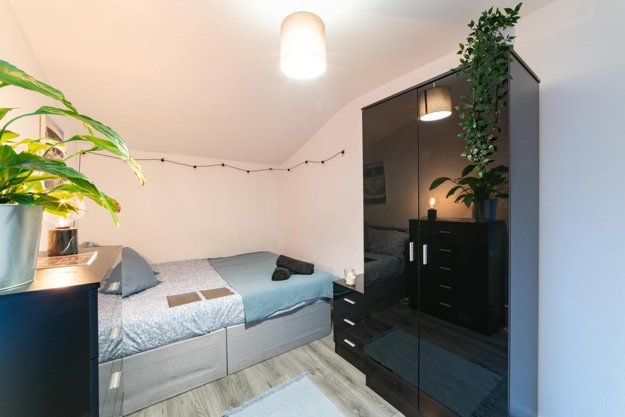 Cozy Rooms In Shared Accommodation Near Anfield Stadium With Parking And Wifi Liverpool Bagian luar foto